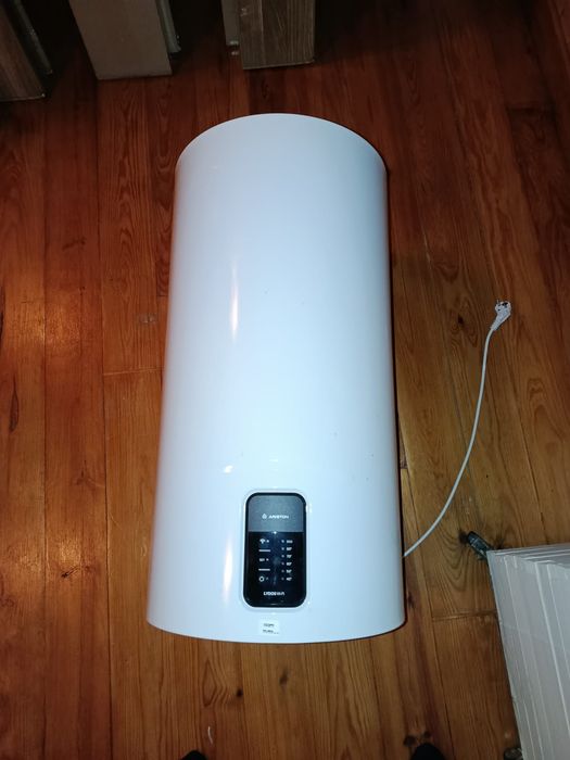 Termoacumulador Elétrico Ariston Lydos G+ (série Lydos Wi-Fi) de 100L, Garantia 3 Anos