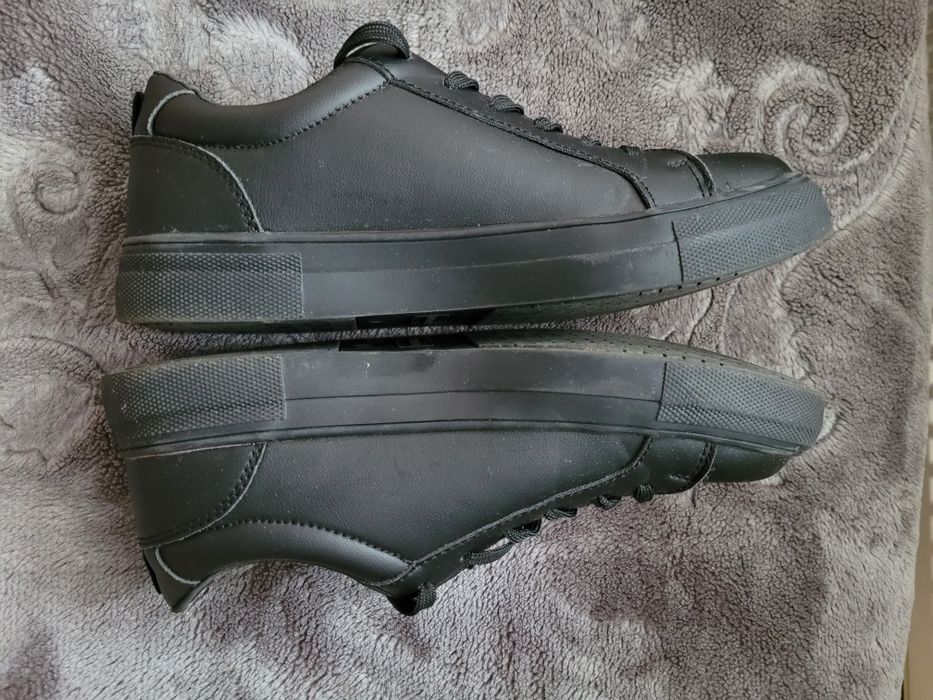 Damskie czarne buty sportowe roz 40/25cm
