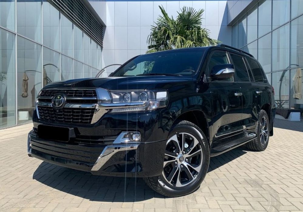 Обвіс спідниця Executive Lounge Toyota Land Cruiser 200 стиль 2021