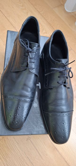 Sapatos Pretos Homem Tam 42 Suits Inc