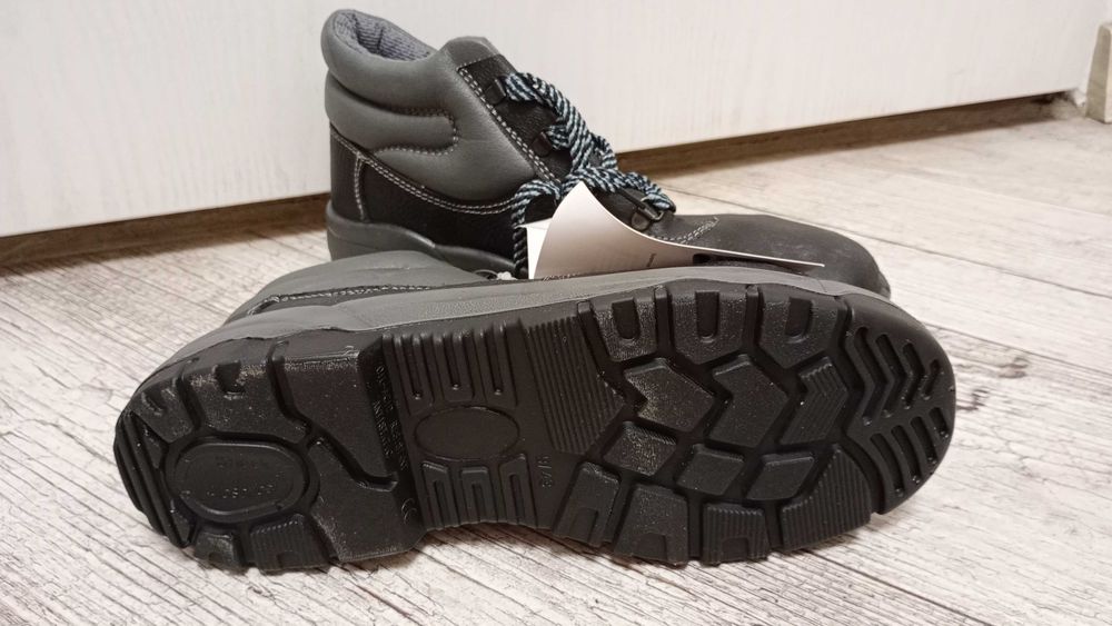 Buty, trzewiki robocze