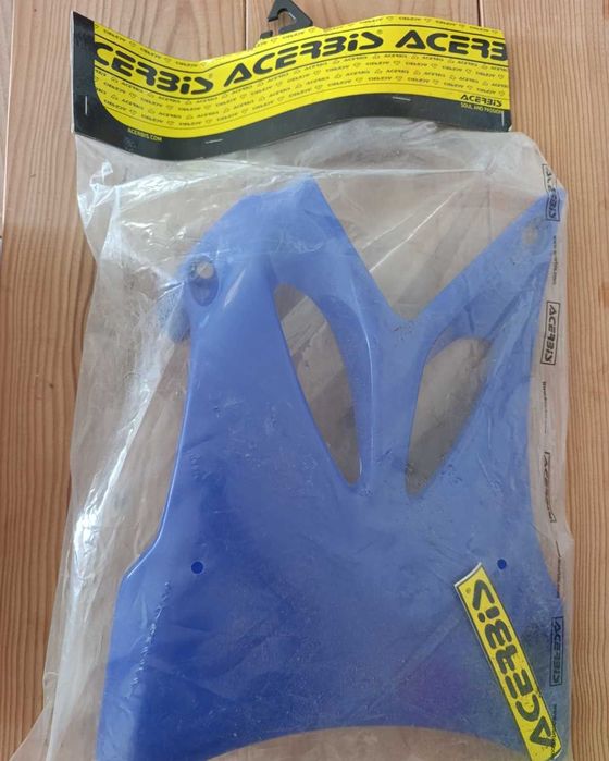 Plásticos e Peças Motas Clássicas (Novo NOS) Honda, Yamaha, Kawasaki, Suzuki, UFO, Maier,..
