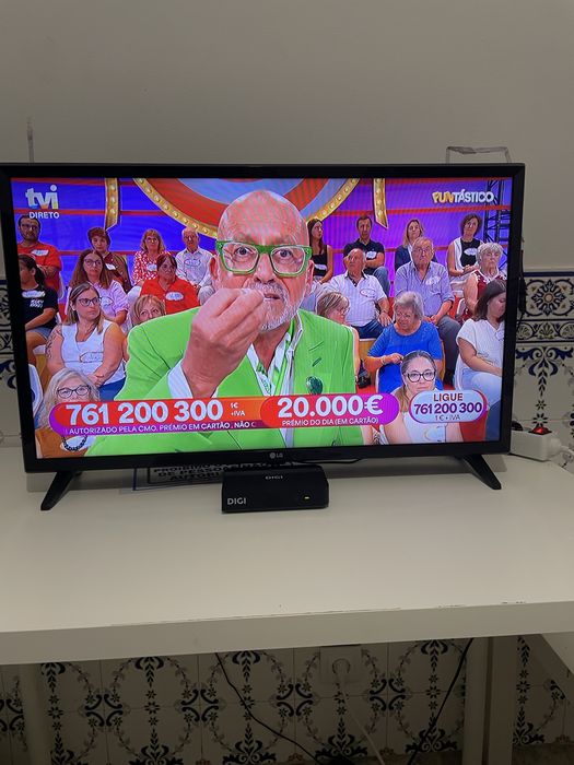 Televisão LG 32 Polegadas – Bom Estado + Comando