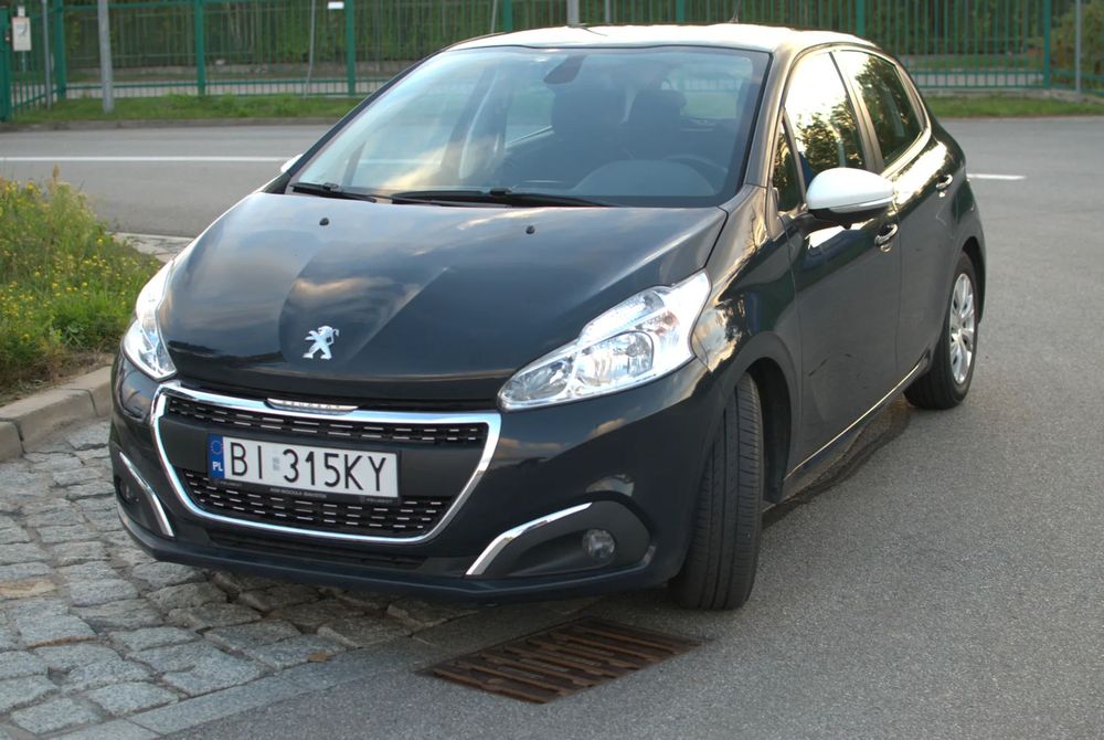 Peugeot 208