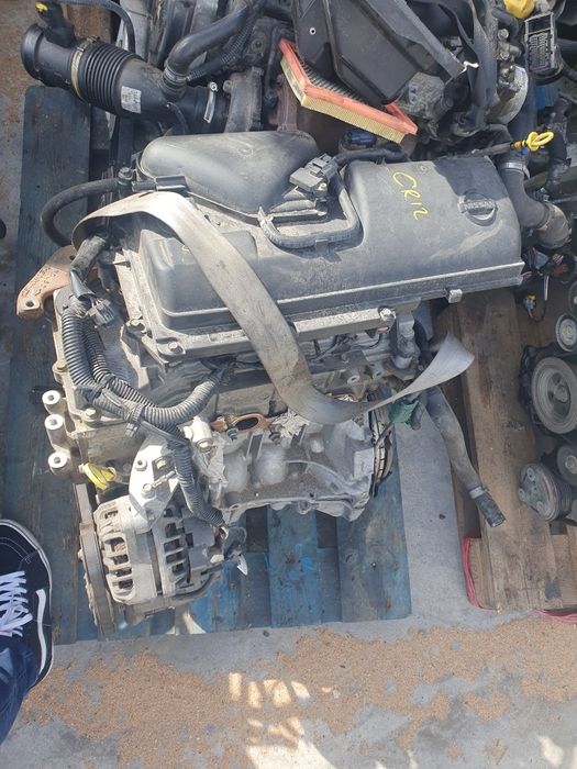 Motor nissan micra cr12