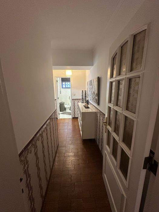 T2 no centro. Grande.