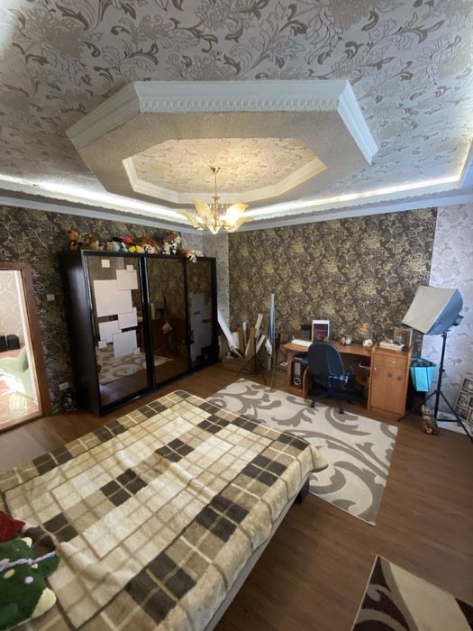 Продам будинок у передмісті Виноградів