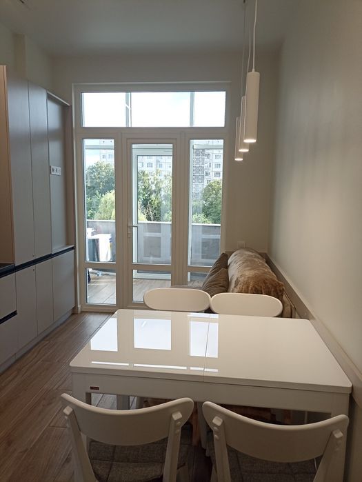 Новобудова  погодинно подобово автовокзал ТЦ"Арена"  виписую документи