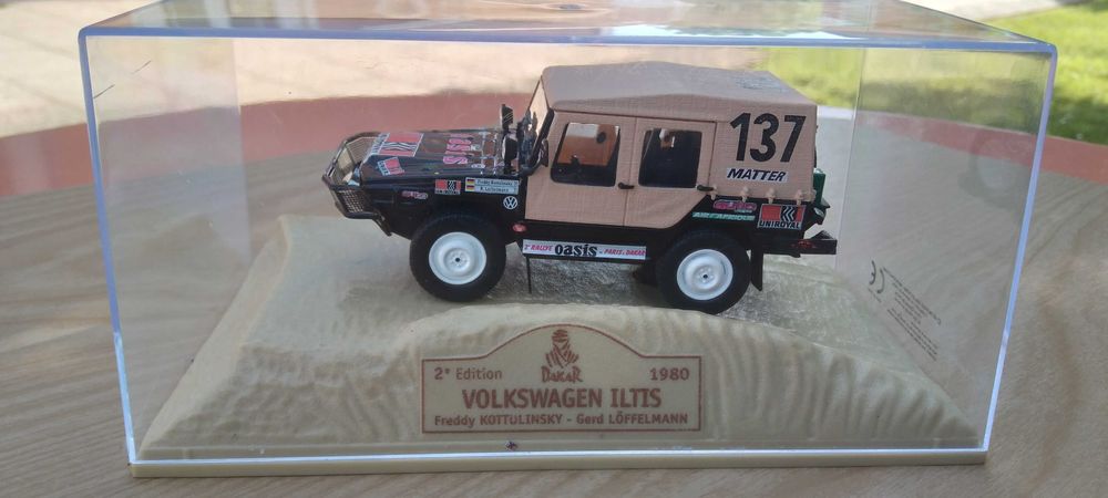 Rally Paris-Dakar : 12 modelos