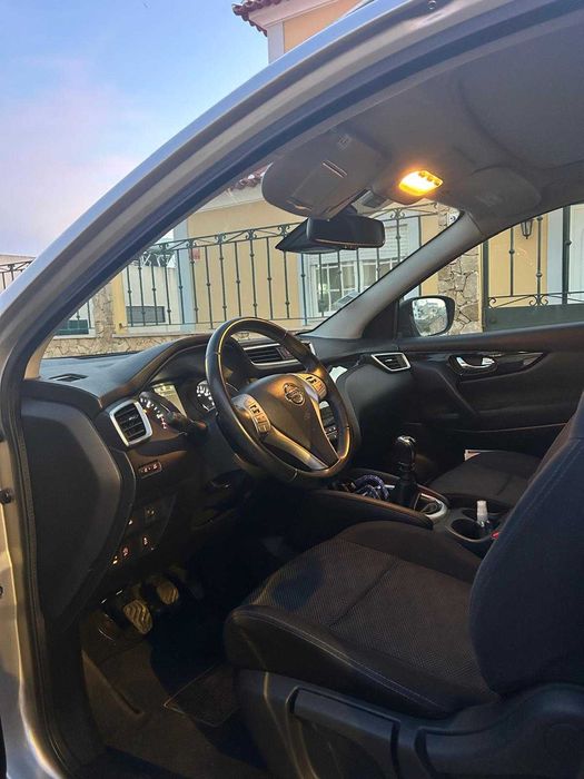 NISSAN QASHQAI 1.6 dCi N-CONNECTA | Dezembro 2015 | 114.775 km