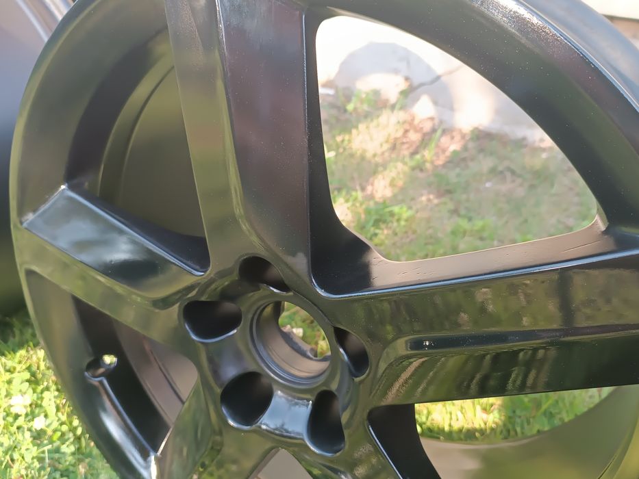 Czarne Felgi 18r 5x112 ET42 8.0J [Seat Audi Vag]