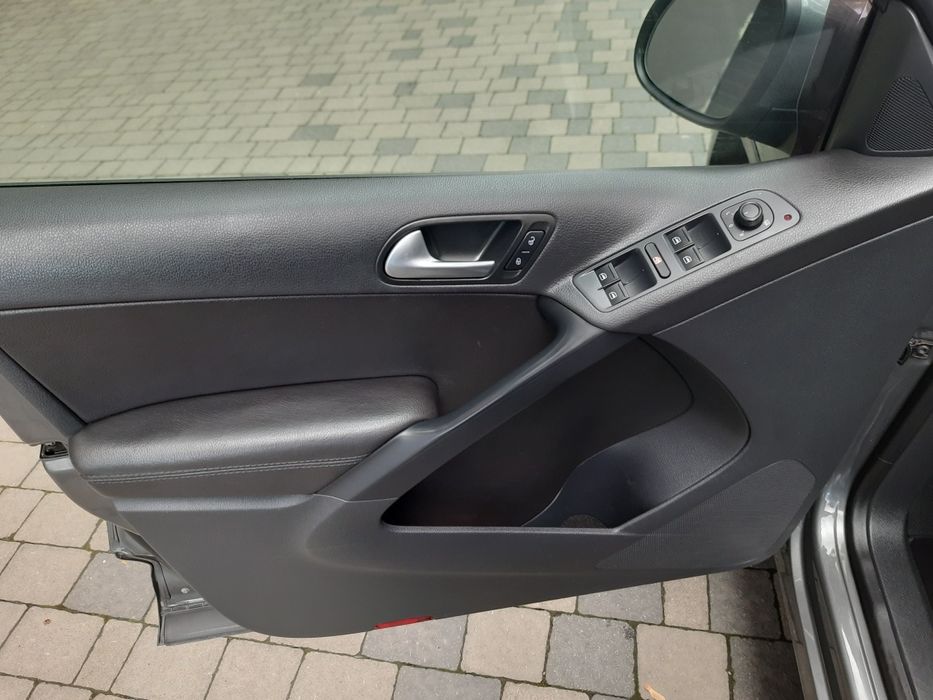 VW Tiguan Автомат 4×4 ПОВНИЙ ПРИВІД обмін
2016