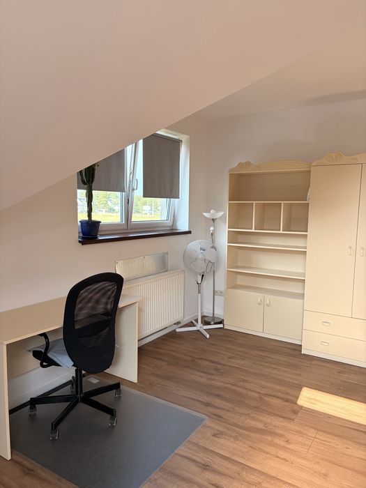 Samodzielne studio z aneksem, łazienką i osobnym wejściem