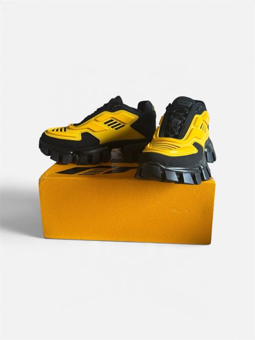 кросівки чорно жовті Prada cloudbust Thunder