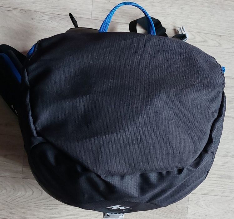 Рюкзак б/в трекінговий Quechua MH100 30 L , с дождевиком(France)