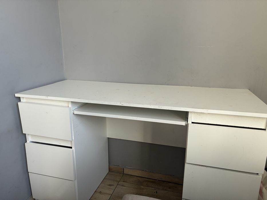 Biurko biale - ikea