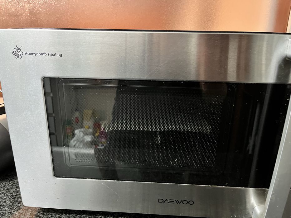 Microondas em inox com funcao de grill