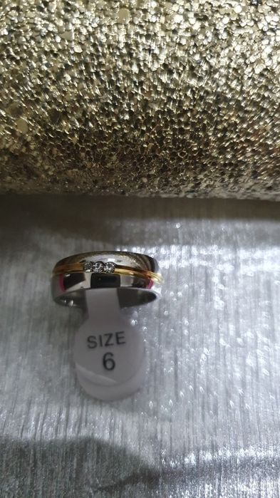 Alianças de compromisso/casamento em aço com banho ouro 18k