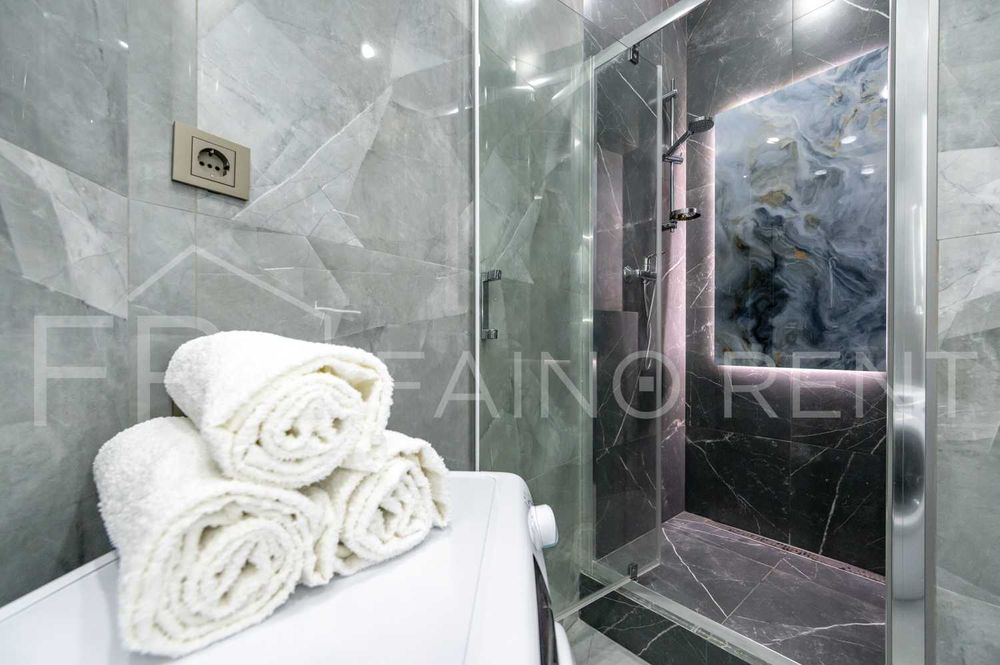 Стильні просторі апартаменти, Аркадія/5011