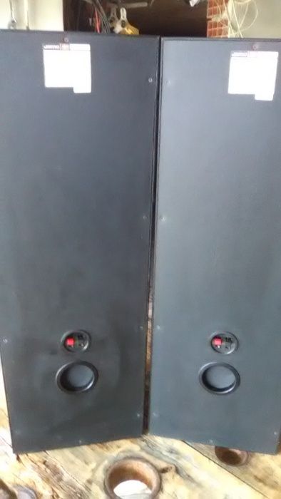 Colunas JAMO HI-FI Studio 170