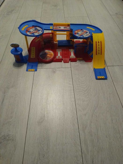 Remiza Straż Pożarna PARKING GARAŻ