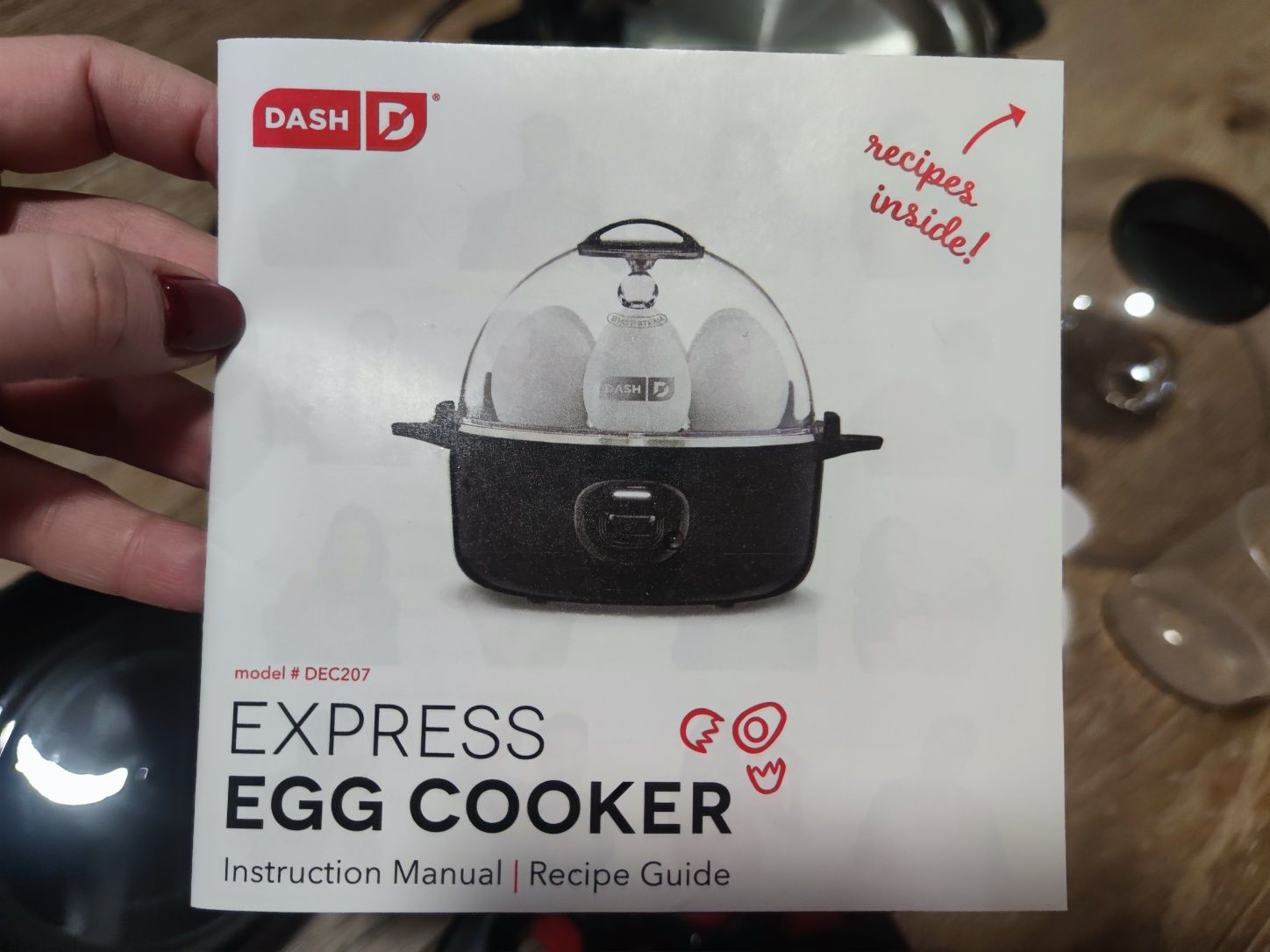 DASH DEC207 Express Egg Cooker Instruction Manual
