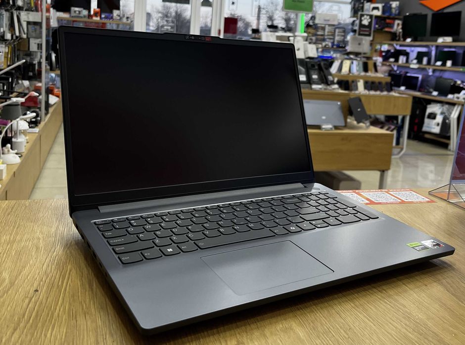 Ігровий ноутбук Lenovo LOQ 15ARP10E | Ryzen 7 7735HS | RTX 3050 |
