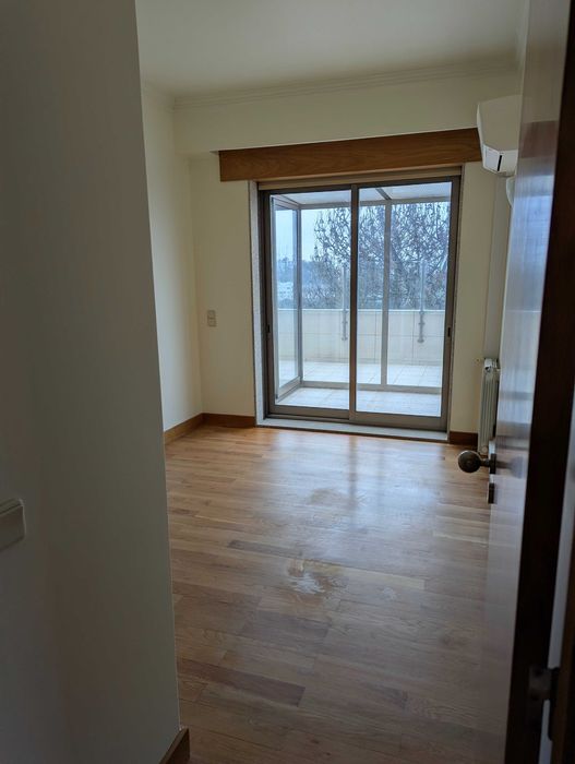 Arrenda-se Apartamento T3 Carvalhido, Porto