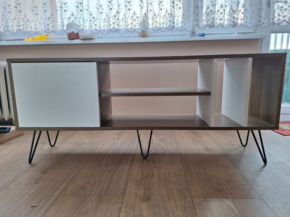 Szafka RTV pod telewizor