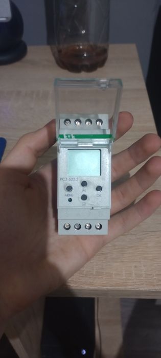 Programator czasowy f&f pcz-522.3