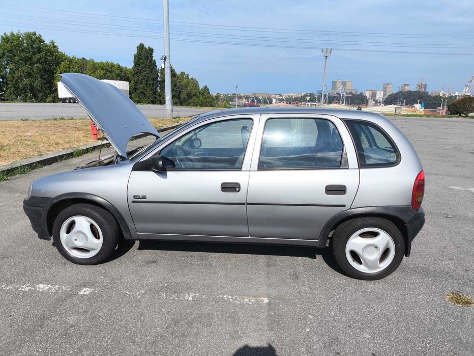 Opel Corsa B 1.5 TD GLS (5 Portas) - Económico e Fiável - Único Dono — photo 5
