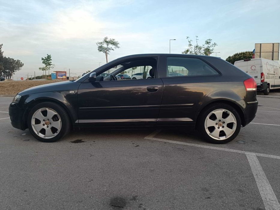 Audi A3 1.6 115cv