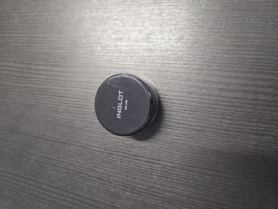 INGLOT  eyeliner w żelu - czarny