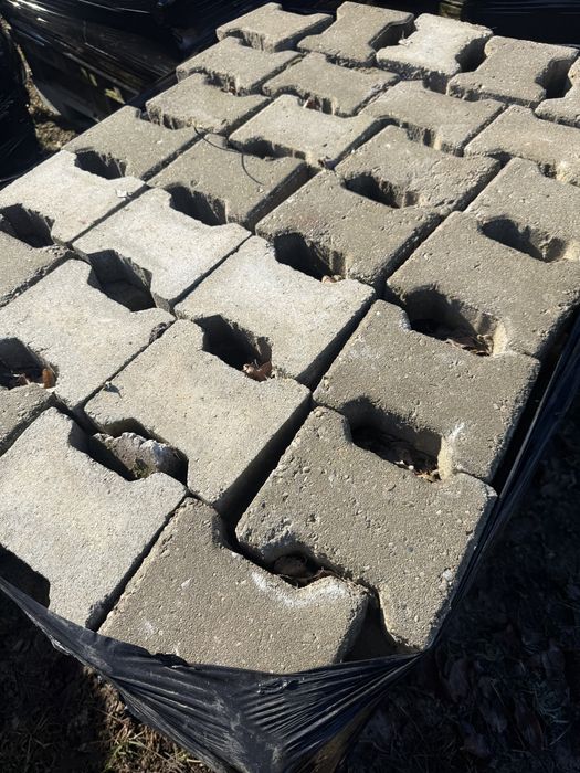 Kostka brukowa z demontarzu 8 cm