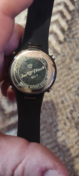 Продам часи нові