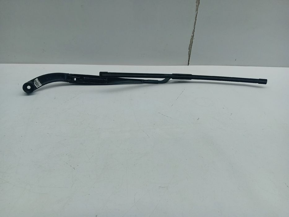 Haste / braço de escova limpa vidros frente esquerda HYUNDAI Kauai (OS
