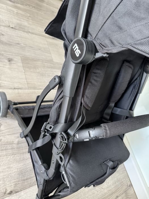 wozek dzieciecy spacerowka moby system lena czarny walizka lekki 6kg