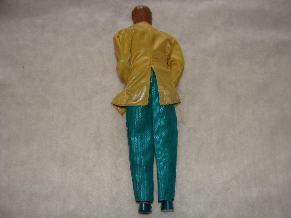 Boneco Ken Locket Surprise (Ref. 10964) de 1993