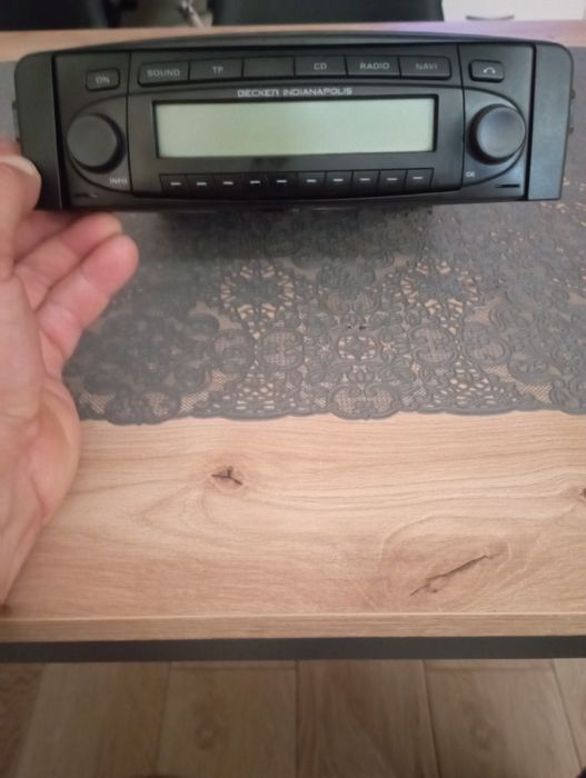 Sprzedam radio Becker Indianapolis BE 7922 z kodem odblokowania.
