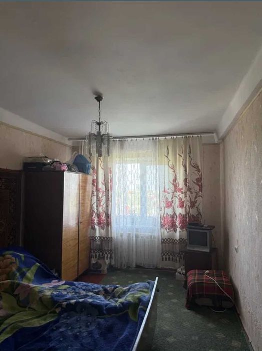 ПРОДАЖ центр Боярки двохкімнатна вулиця Білогородська 144