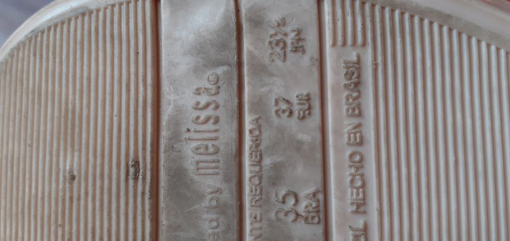 Sapatos  e chinelos criança baratos