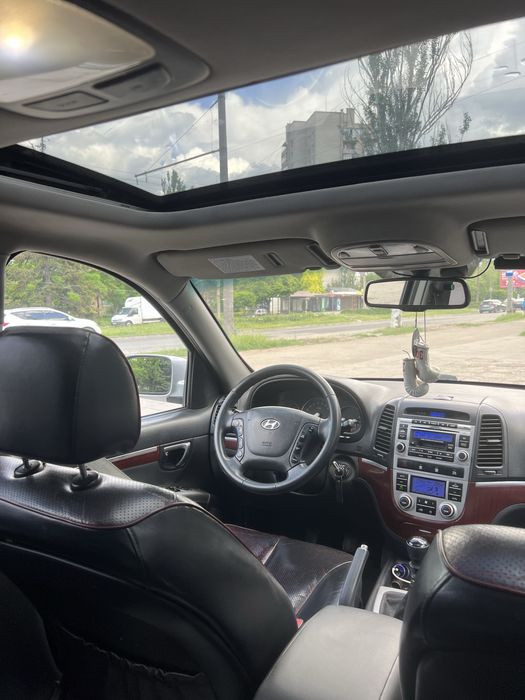 Hyundai Santa Fe 2008 • 2.2 CRDI Diesel • Механіка • 7 місць Full