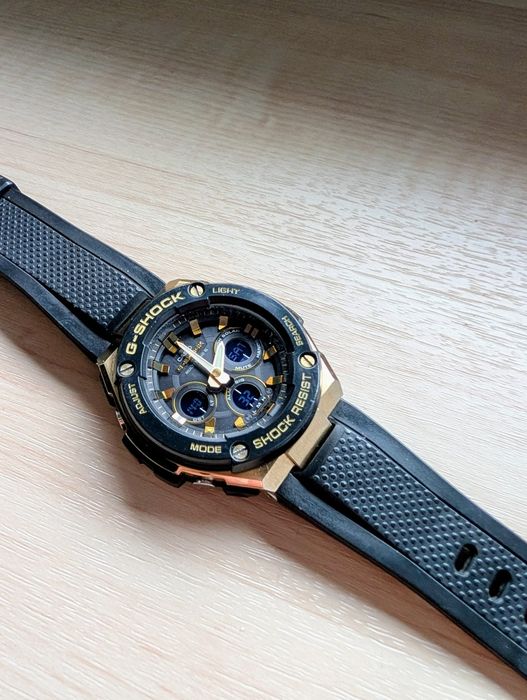 G-Shock GST-W300G-1A9ER