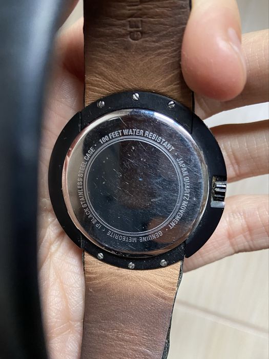 годинник Dakota Meteorite з чорним шкіряним ремінцем