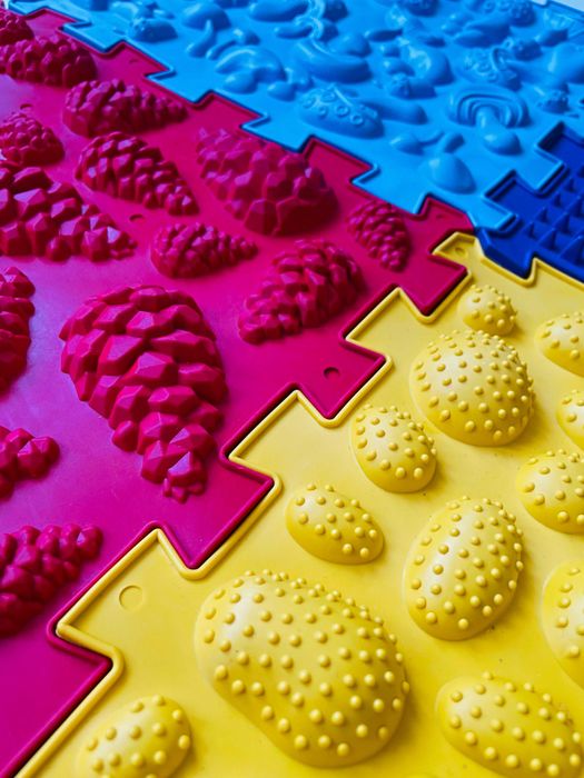 Mata puzzle sensroryczne 6szt WYPRZEDAŻ edukacyjne klocki masaż