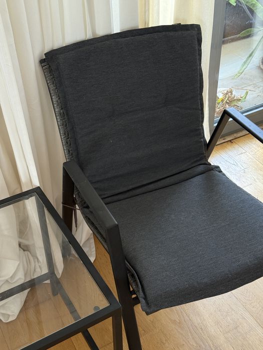 Conjunto 2 Cadeiras + Mesa Vidro – Moderno