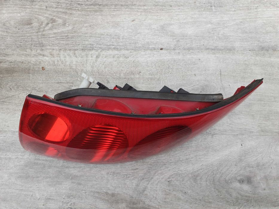 Audi TT 8N Lampa tył prawa