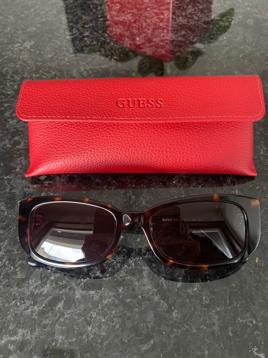Óculos de sol da Guess originais