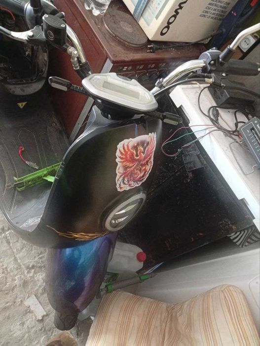 Терміново продається  Електроскутер Maxxter