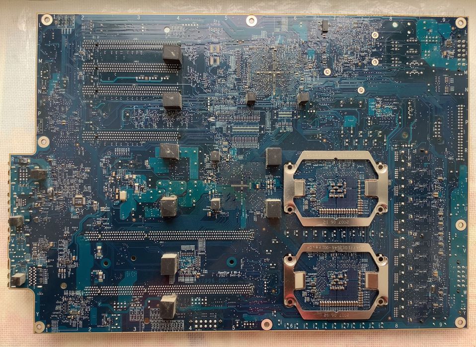 Apple Mac Pro 1.1 A1186 EMC 2113 Apple Logic Board LGA 771